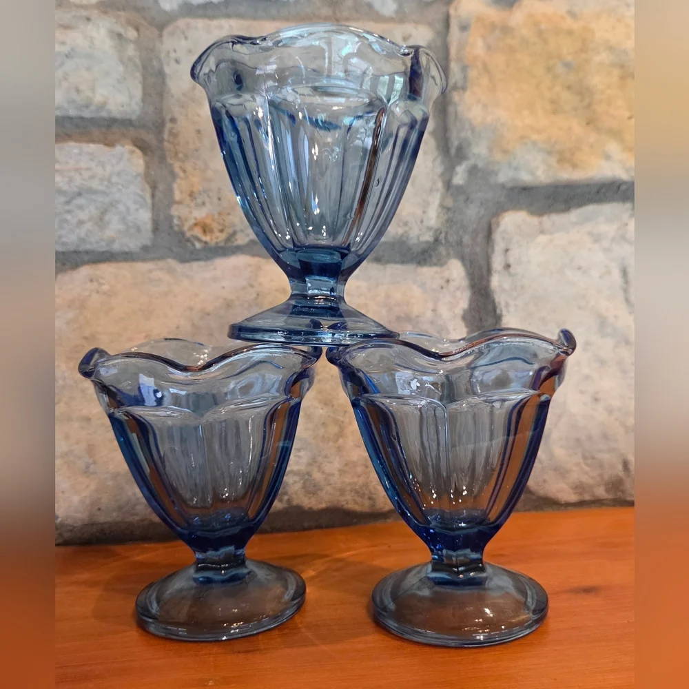Lot of 3 Anchor Hocking Blue Sherbet Sundae Ice Cream Dessert Cups Dish Glasses